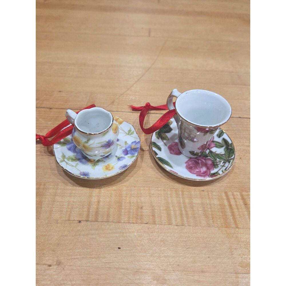 Reutter Porzellan Mini Teacup Ornaments Germany Floral Porcelain Gold Trim 2 Pc